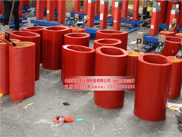桑日SCB14-400KVA干式电力变压器